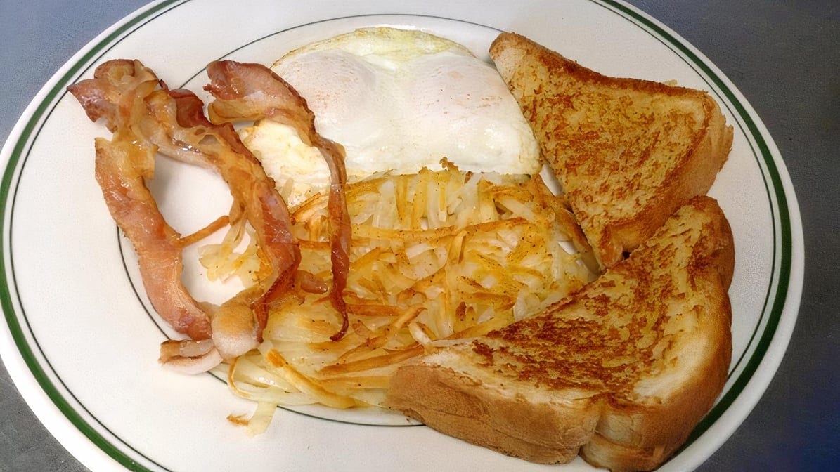 Country Fresh Eggs.
